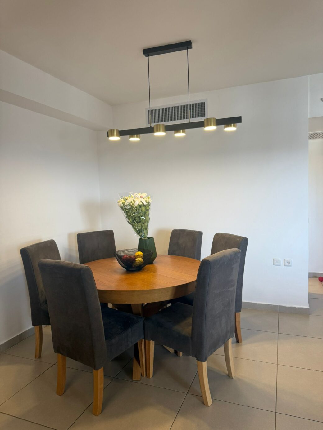 WhatsApp Image 2025-08-13 at 07.52.07 (2)