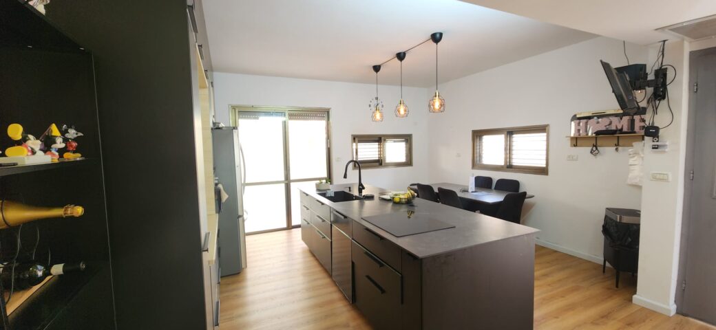 WhatsApp Image 2025-11-25 at 10.06.45 (2)