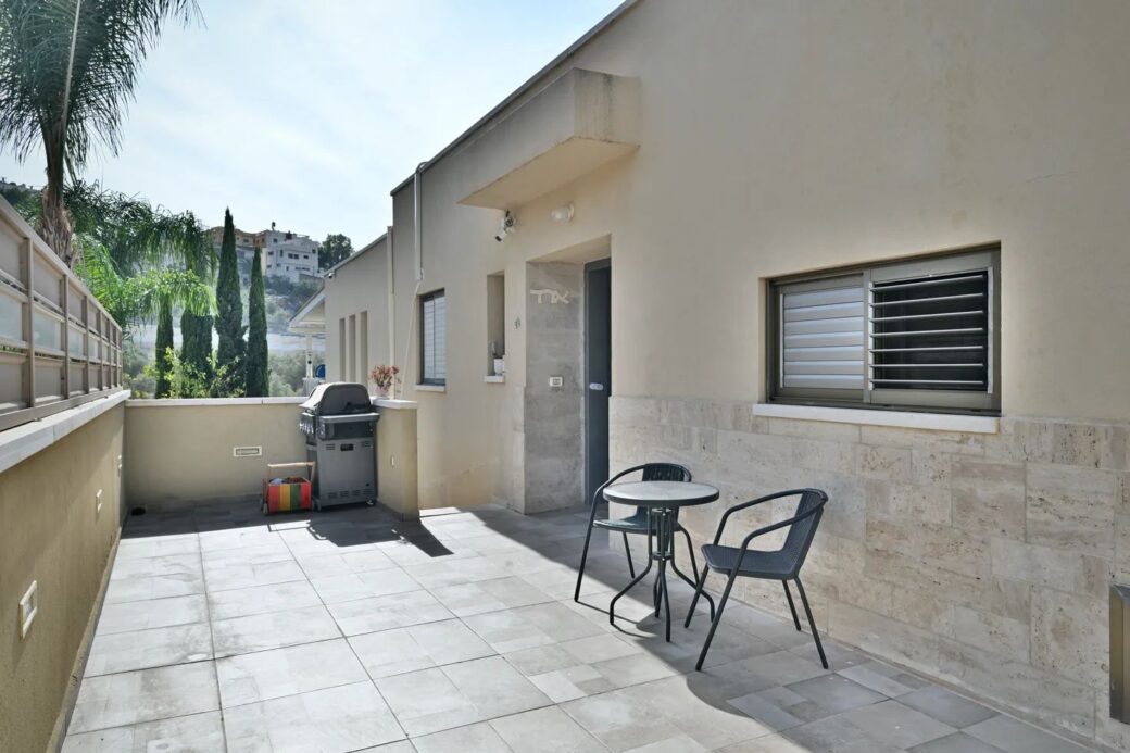 WhatsApp Image 2025-11-25 at 10.15.04