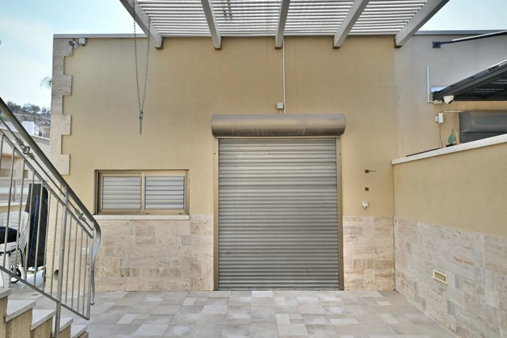 WhatsApp Image 2025-11-25 at 10.15.08 (1)