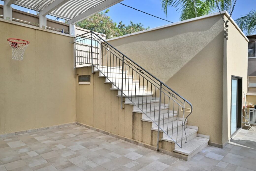 WhatsApp Image 2025-11-25 at 10.15.08 (3)