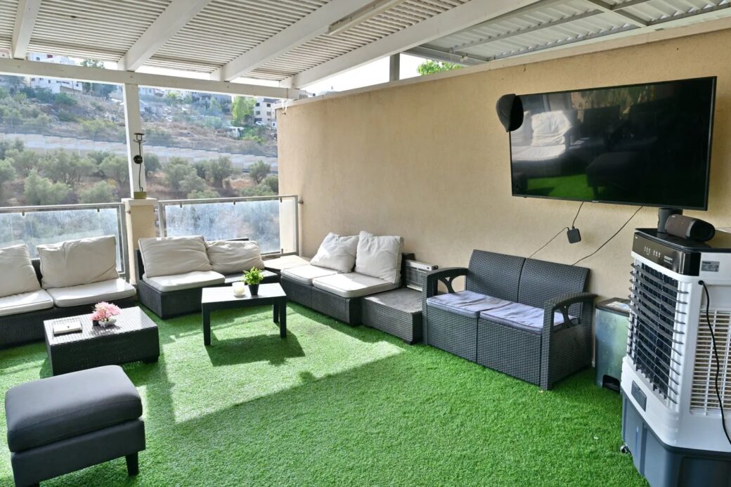 WhatsApp Image 2025-11-25 at 10.15.09 (1)