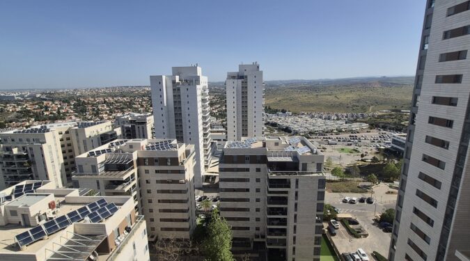 יוסי מור מומחה נדל״ן בראש העין